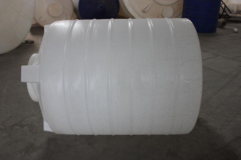 不銹鋼化工儲罐的特性: 不銹鋼化工儲罐的特性: