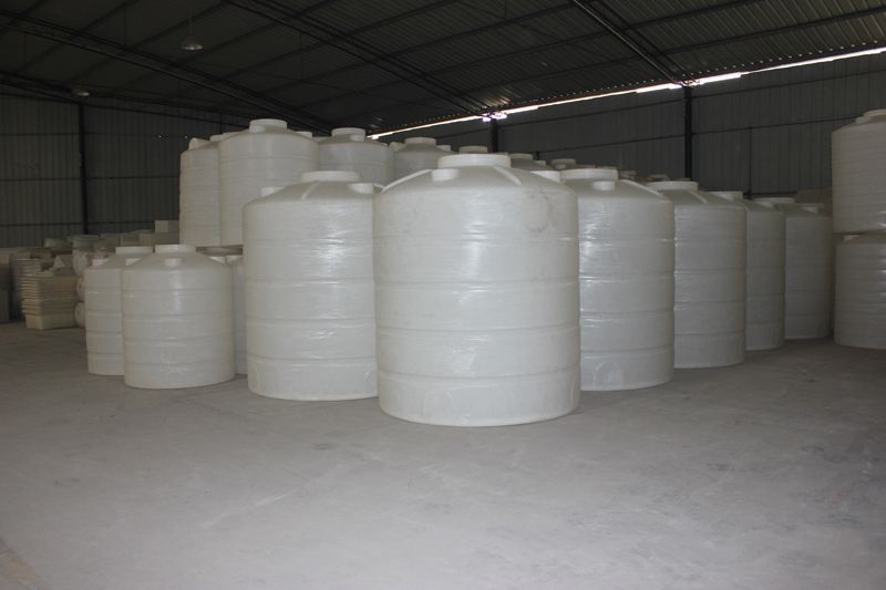 塑料儲罐容易褪色的原因 塑料儲罐容易褪色的原因